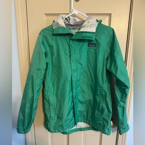 Patagonia Women’s Medium Torrentshell Rain Jacket